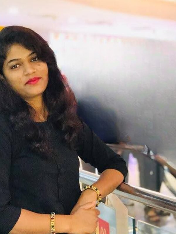 Komal Sonawane Co Founder of Jija Gold Loan Pune
